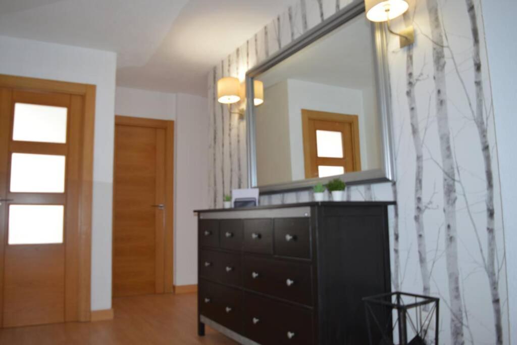 סן ויסנטה דה לה ברקרה Apartamento Turistico Faro De Luno מראה חיצוני תמונה